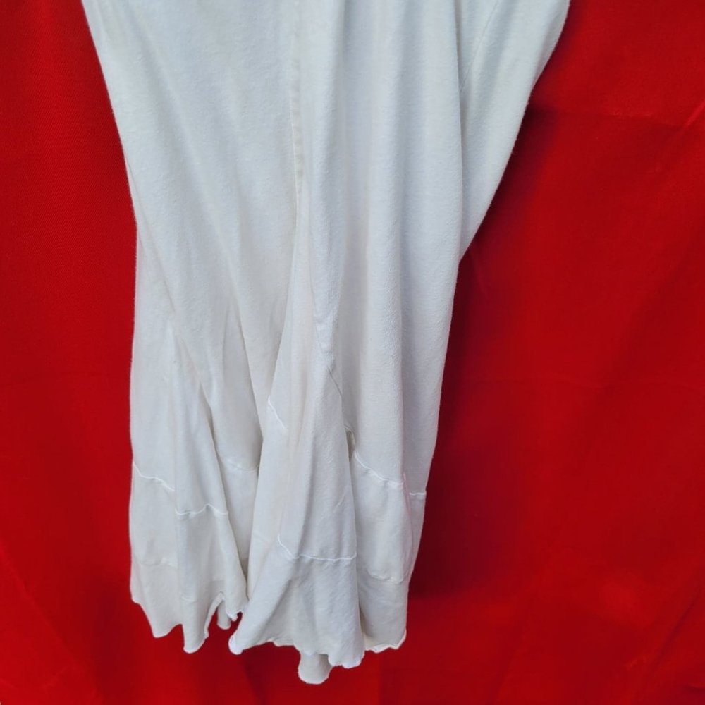 white boutique skirt